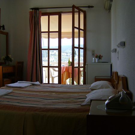 Liberty II Hotel Agia Marina  ภายนอก รูปภาพ