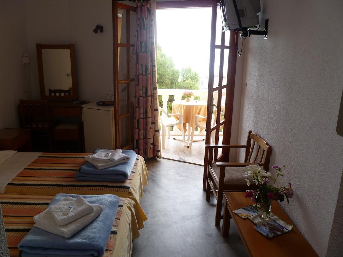 Liberty II Hotel Agia Marina  ห้อง รูปภาพ